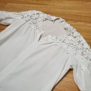 White ¾ Sleeve Floral Embroidery Vneck Blouse